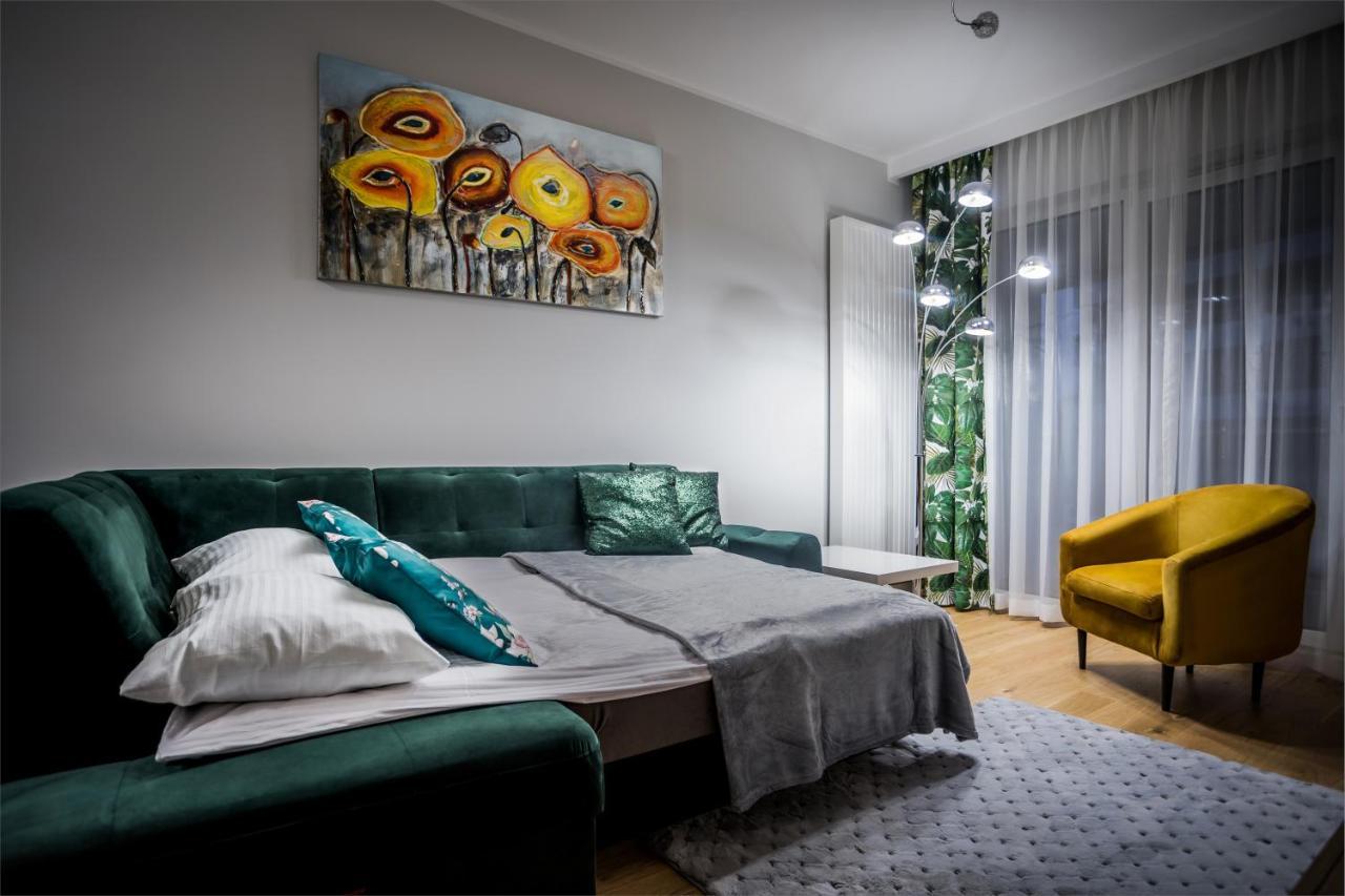 Resinest Apartamenty Jurowiecka J15 比亚韦斯托克 外观 照片