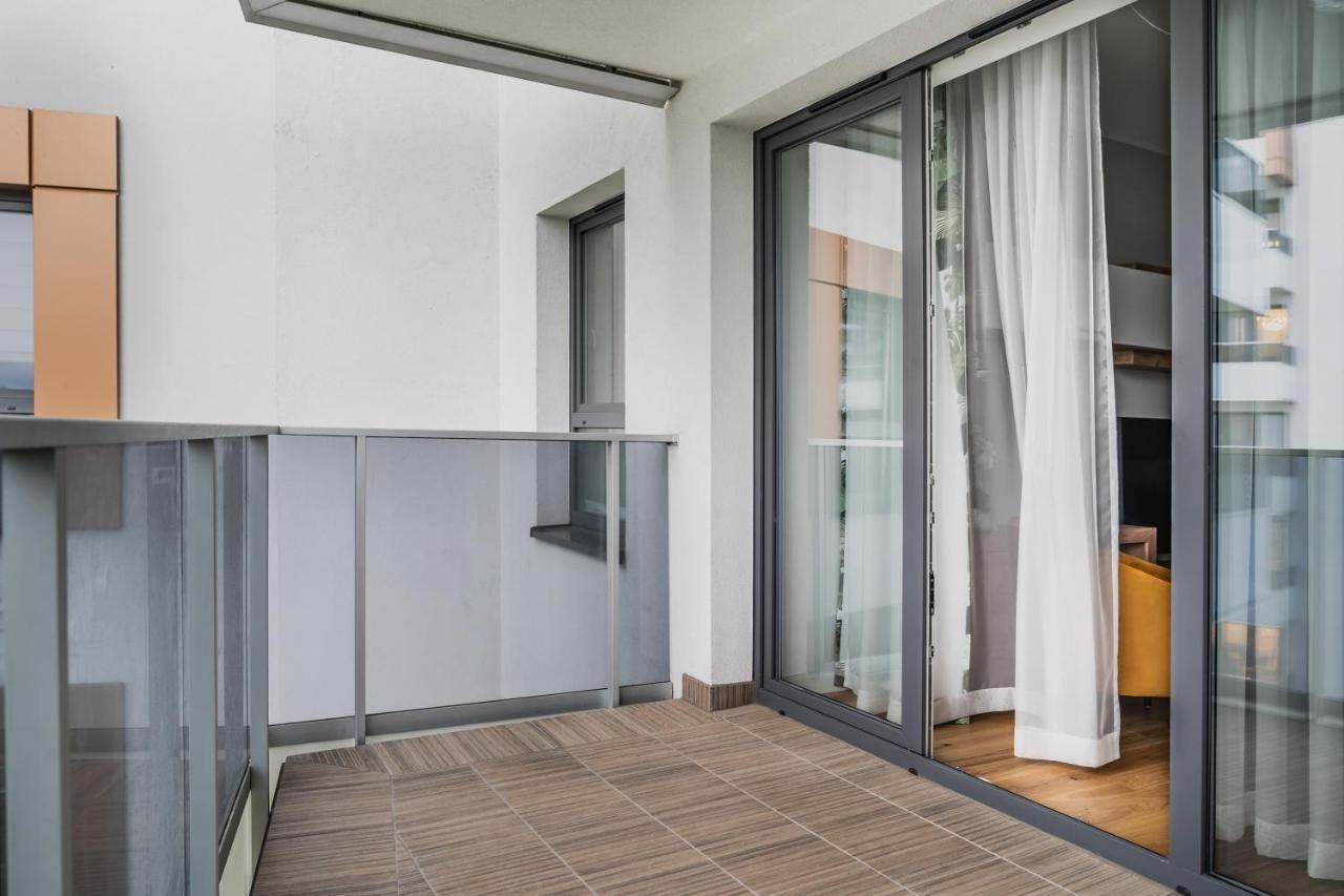 Resinest Apartamenty Jurowiecka J15 比亚韦斯托克 外观 照片