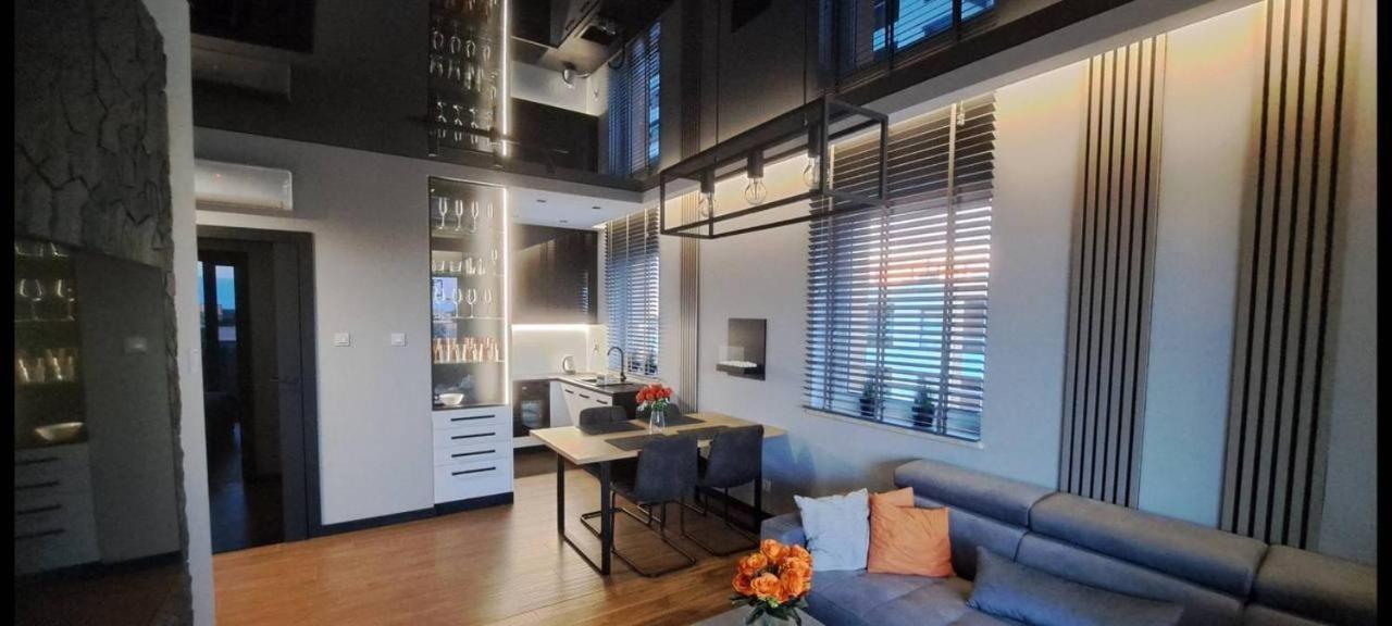 Resinest Apartamenty Jurowiecka J15 比亚韦斯托克 外观 照片