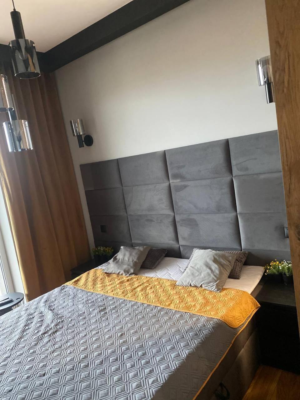 Resinest Apartamenty Jurowiecka J15 比亚韦斯托克 外观 照片